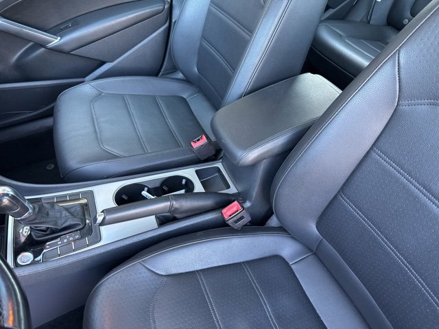 Used 2019 Volkswagen Passat 2.0T Wolfsburg image 27