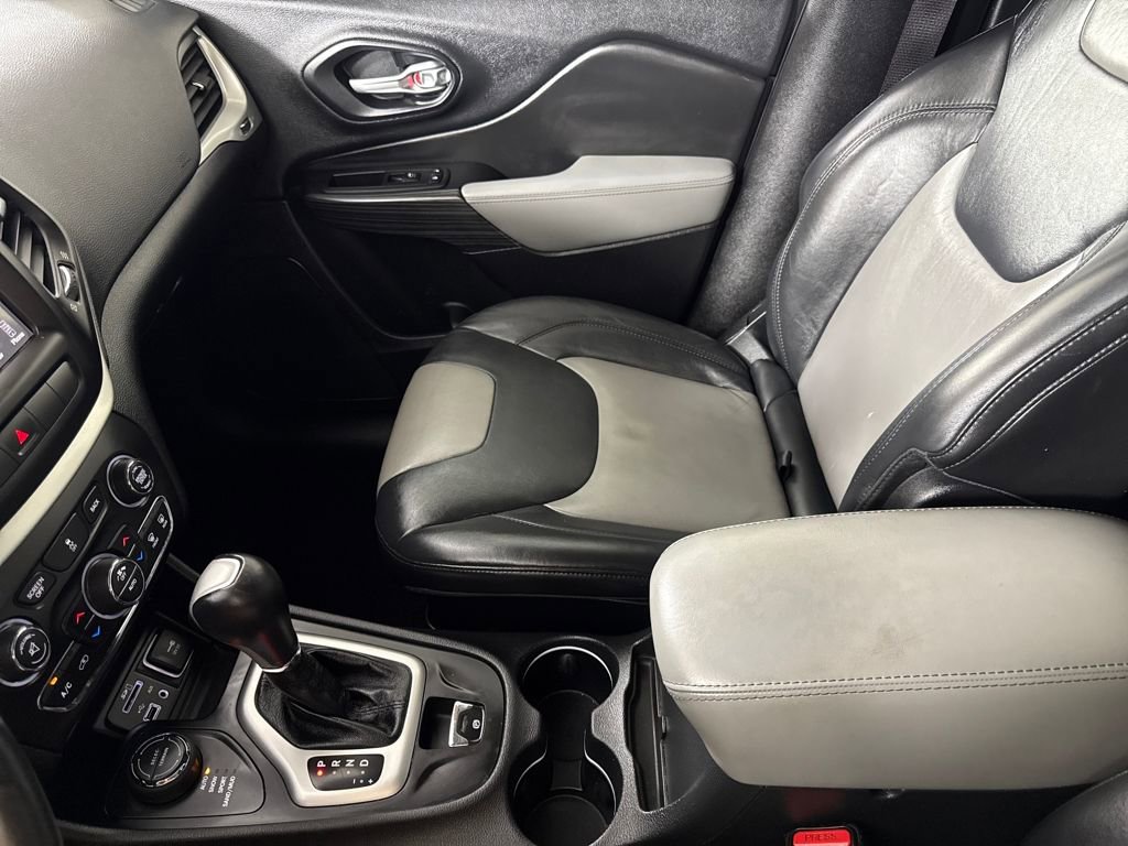 Used 2014 Jeep Cherokee Limited image 20
