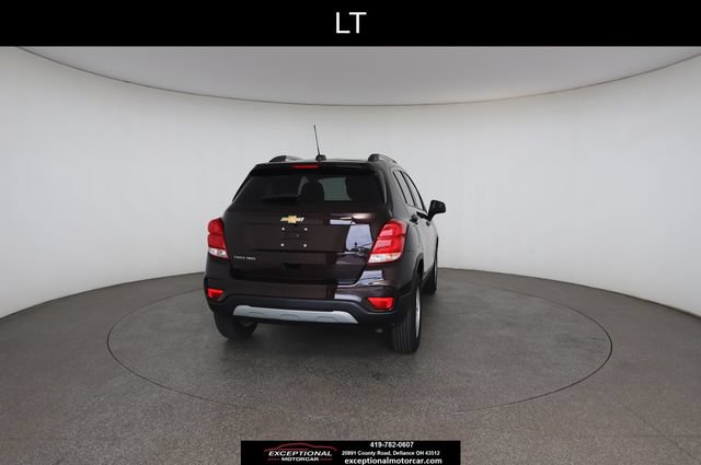 Used 2022 Chevrolet Trax LT w/ Driver Confidence Package AWD/4WD image 16