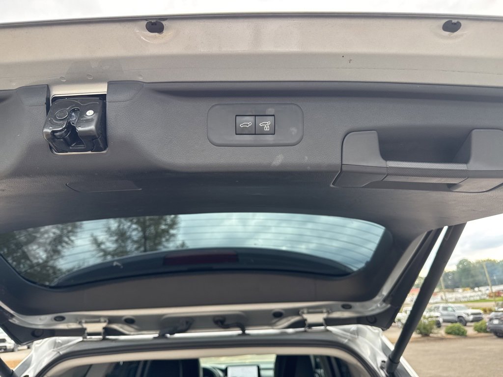 Used 2025 Toyota Grand Highlander FWD image 32