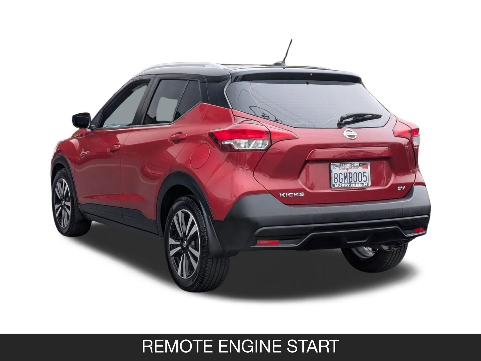 Used 2018 Nissan Kicks SV image 7