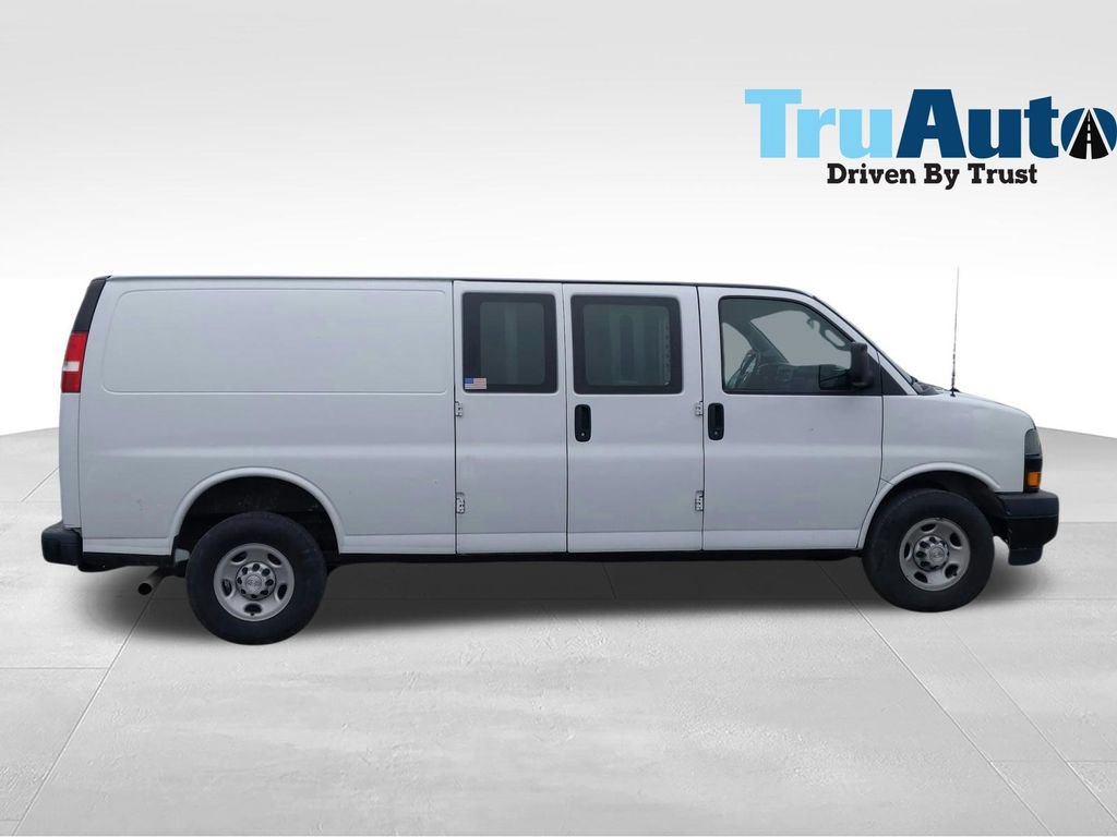 Used 2019 Chevrolet Express 3500 Extended w/ Driver Convenience Package RWD image 7