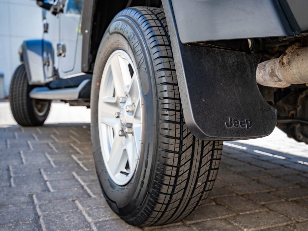 Used 2023 Jeep Gladiator Sport image 50