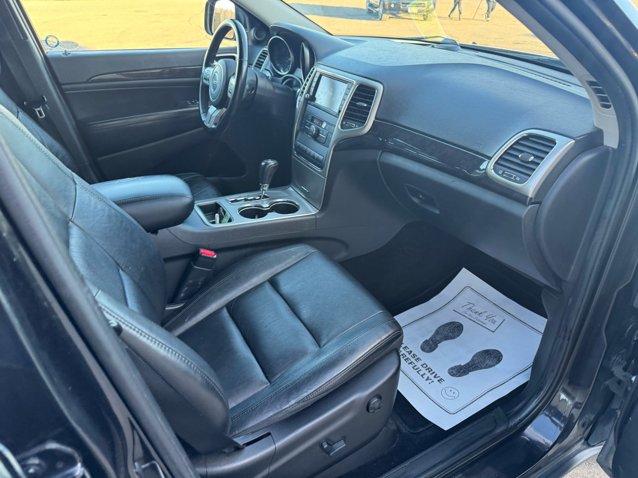 Used 2012 Jeep Grand Cherokee Laredo image 12