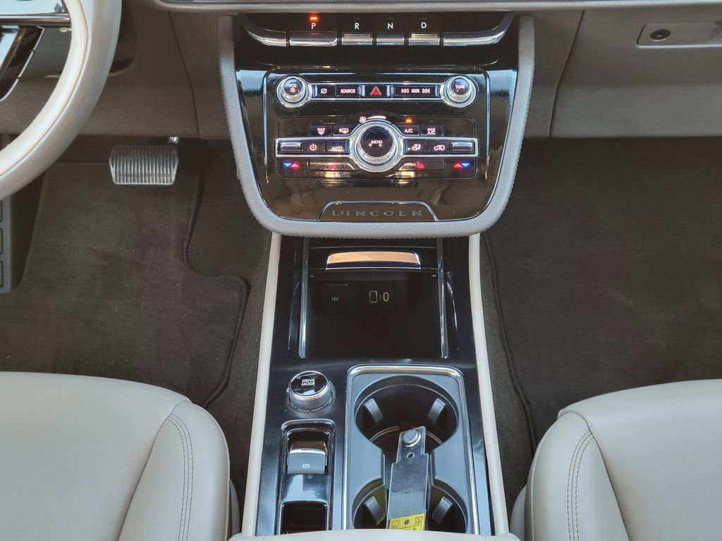 Used 2021 Lincoln Corsair FWD w/ Equipment Group 101A image 23