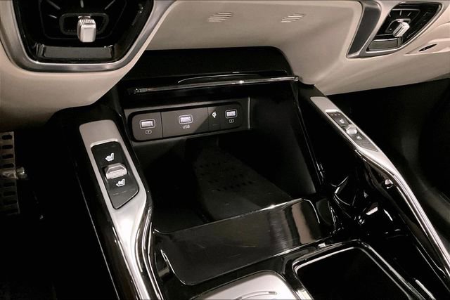 Used 2023 Kia Sorento SX Prestige image 29