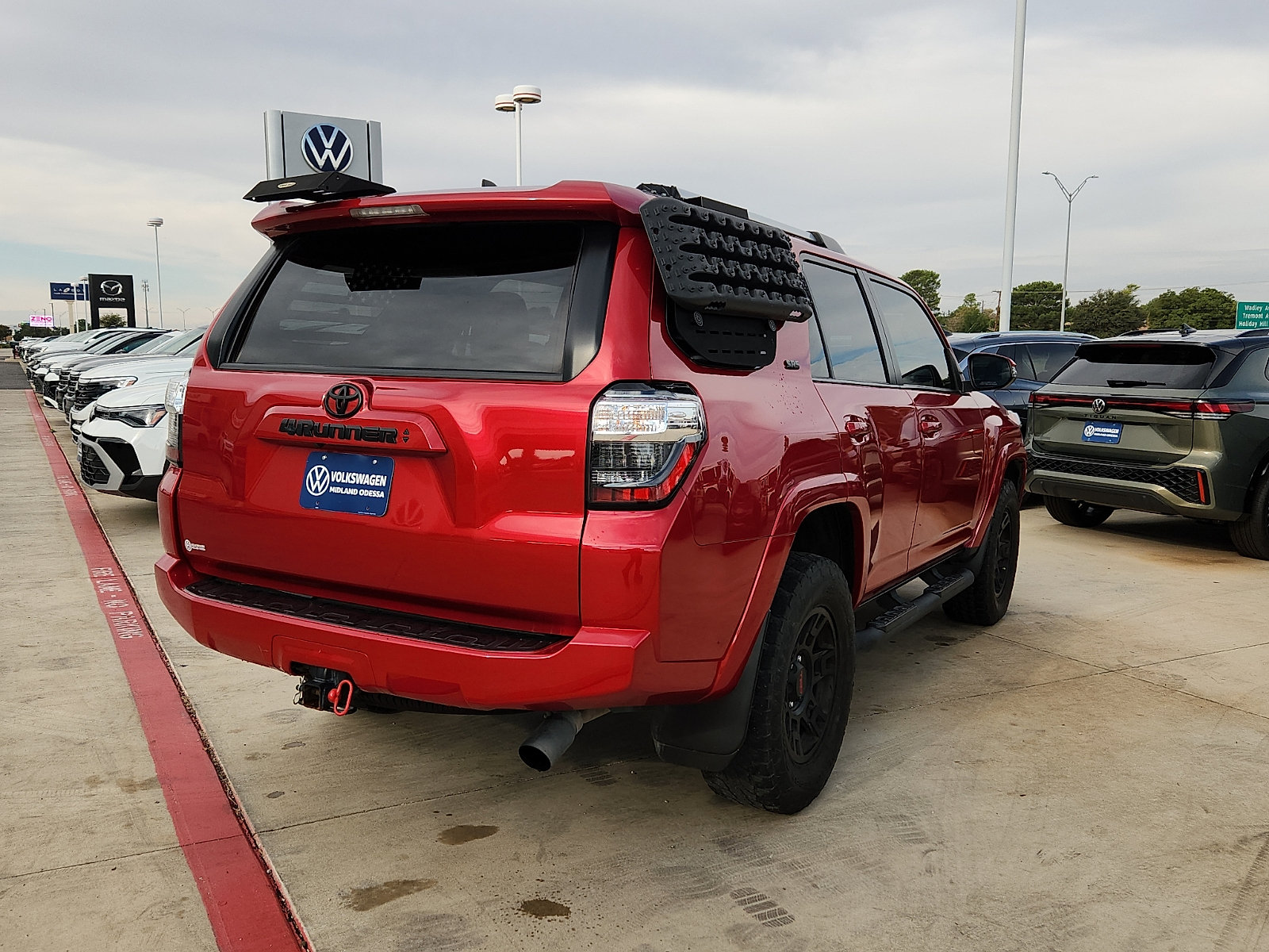 Used 2024 Toyota 4Runner SR5 Premium AWD/4WD image 5