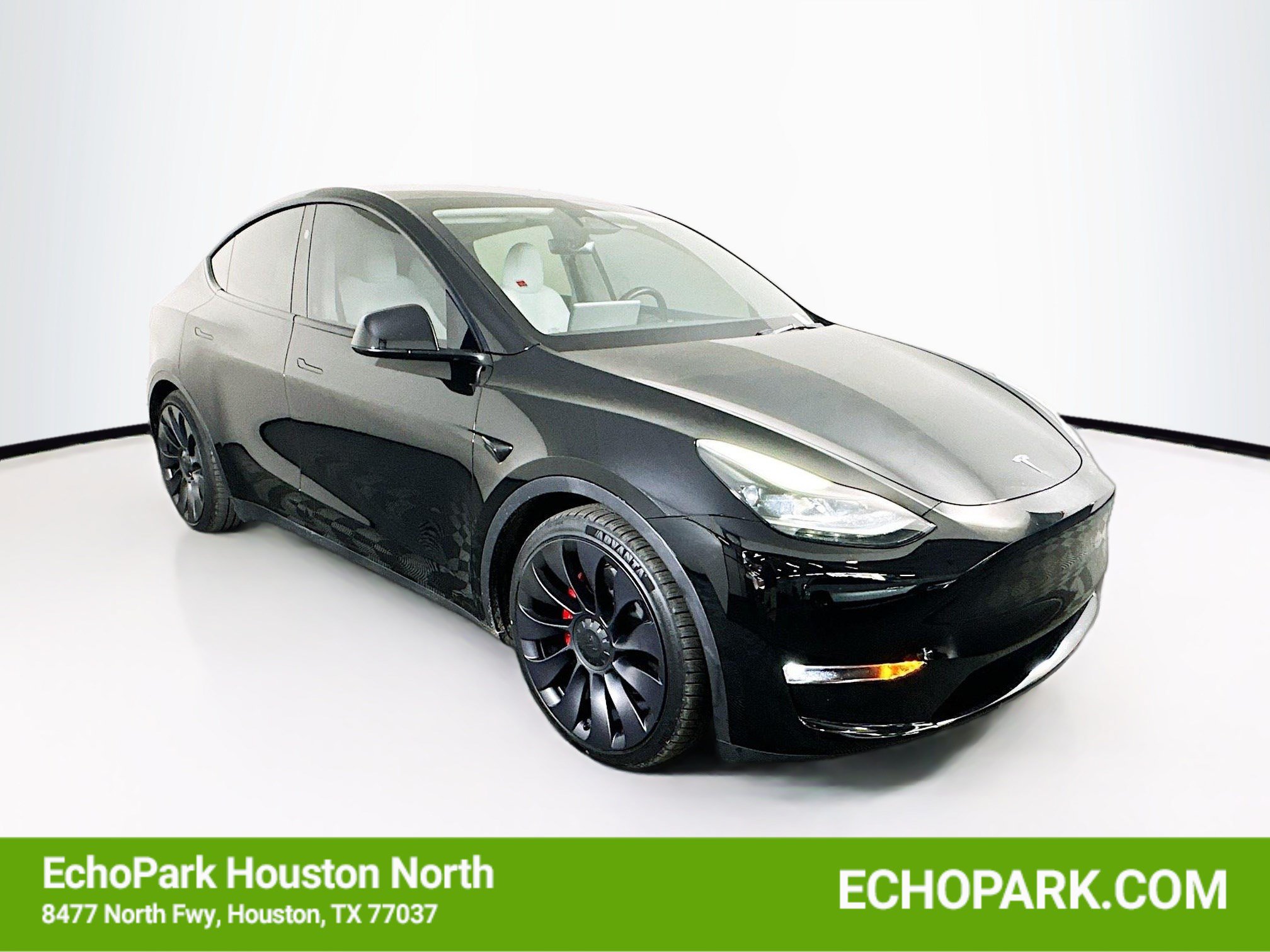Used 2023 Tesla Model Y Long Range AWD/4WD image 1