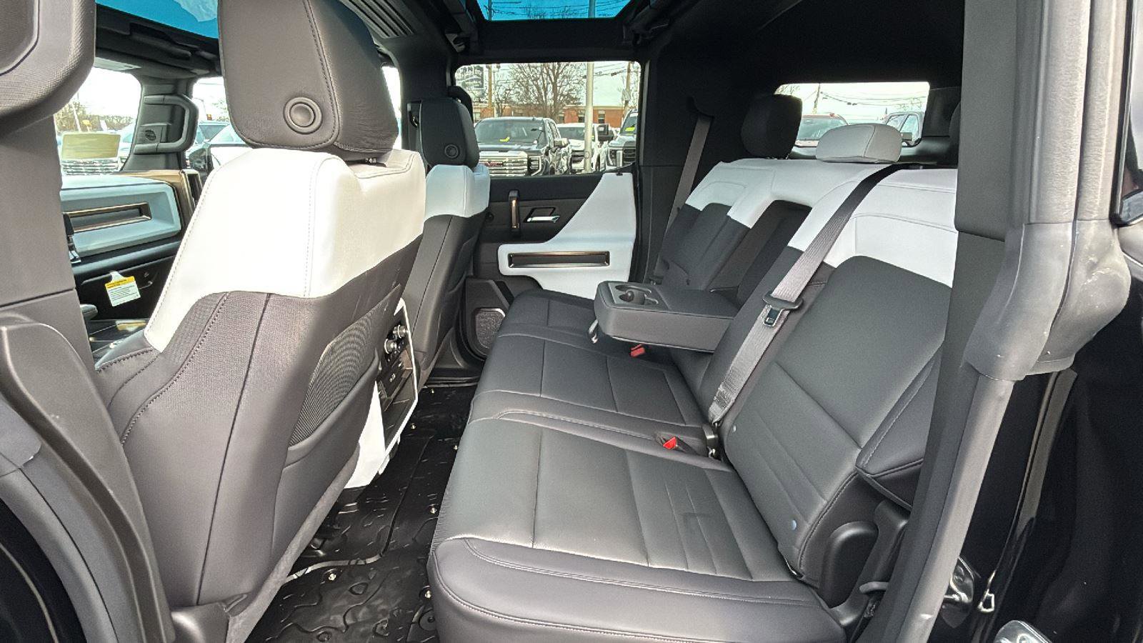 New 2025 GMC Hummer EV 3X w/ Extreme Off-Road Package image 30