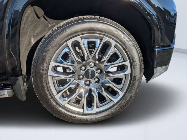 Used 2025 GMC Sierra 1500 Denali Ultimate image 10