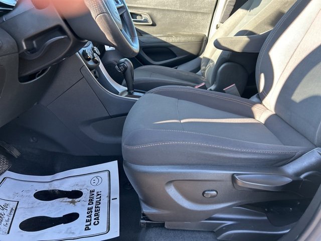 Used 2019 Chevrolet Trax LS image 11
