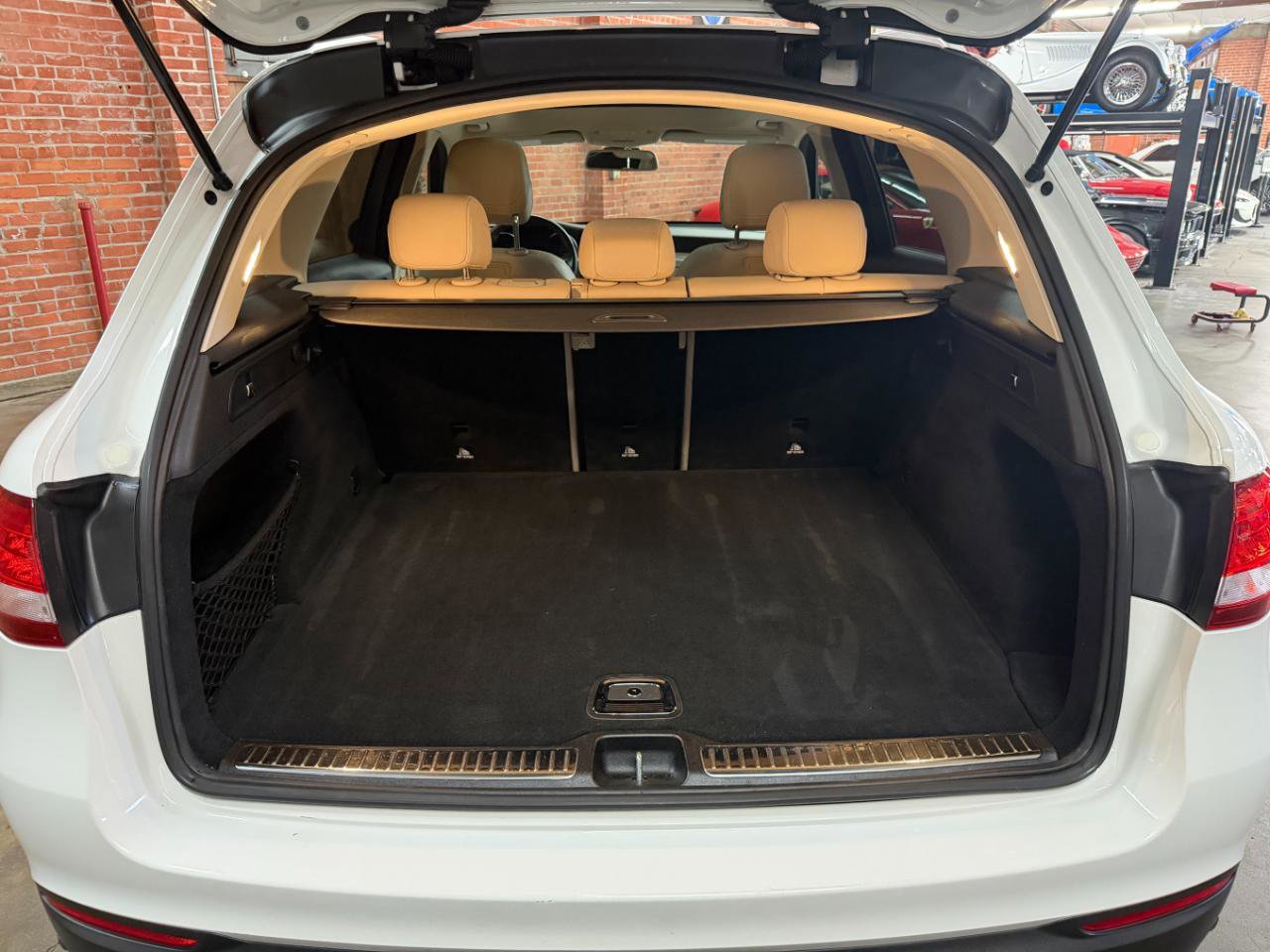 Used 2019 Mercedes-Benz GLC 300 GLC300 image 39