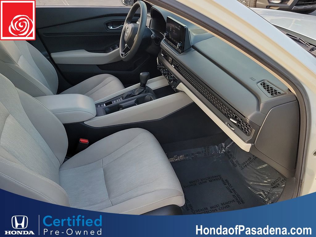 Certified 2023 Honda Accord EX image 22