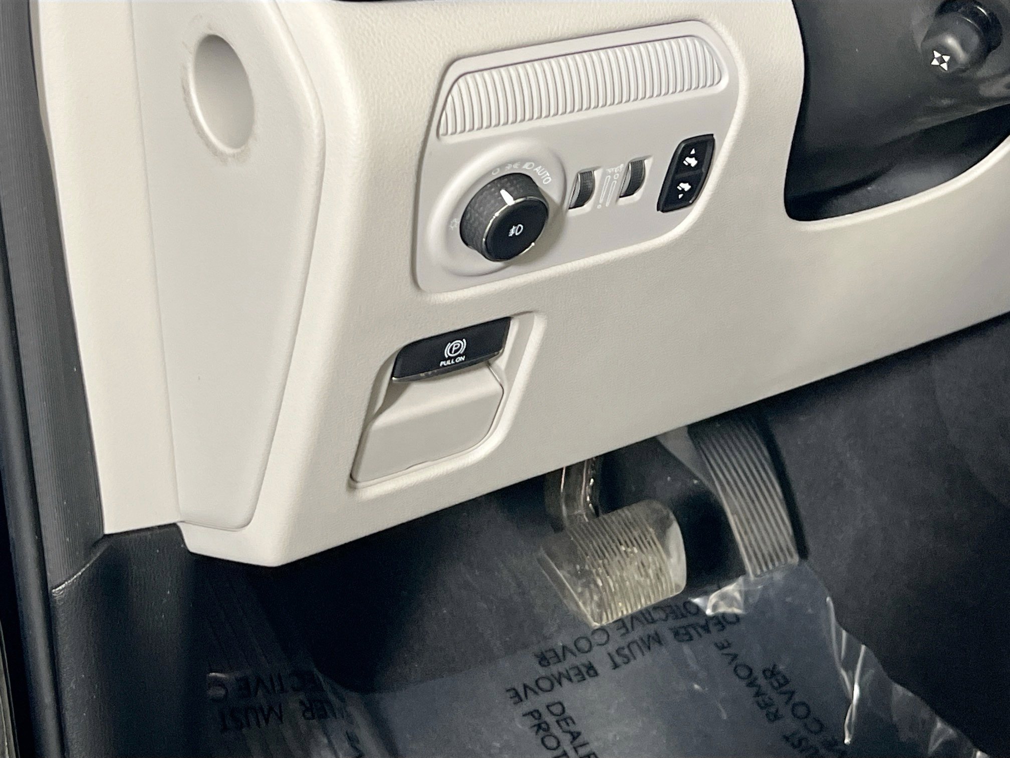 Used 2022 Jeep Wagoneer Series II w/ Convenience Group I image 10