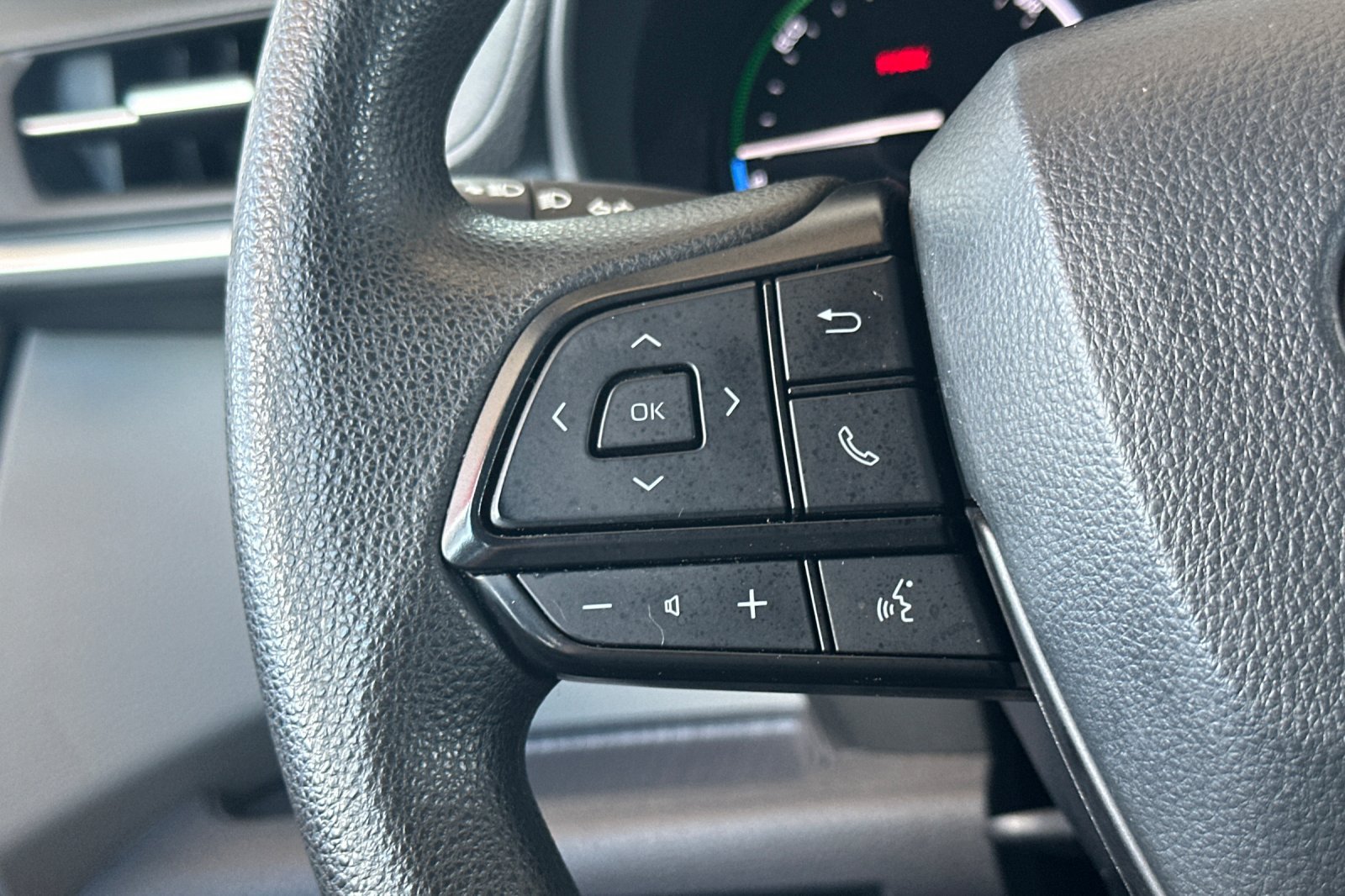 Certified 2024 Toyota Sienna LE AWD/4WD image 28