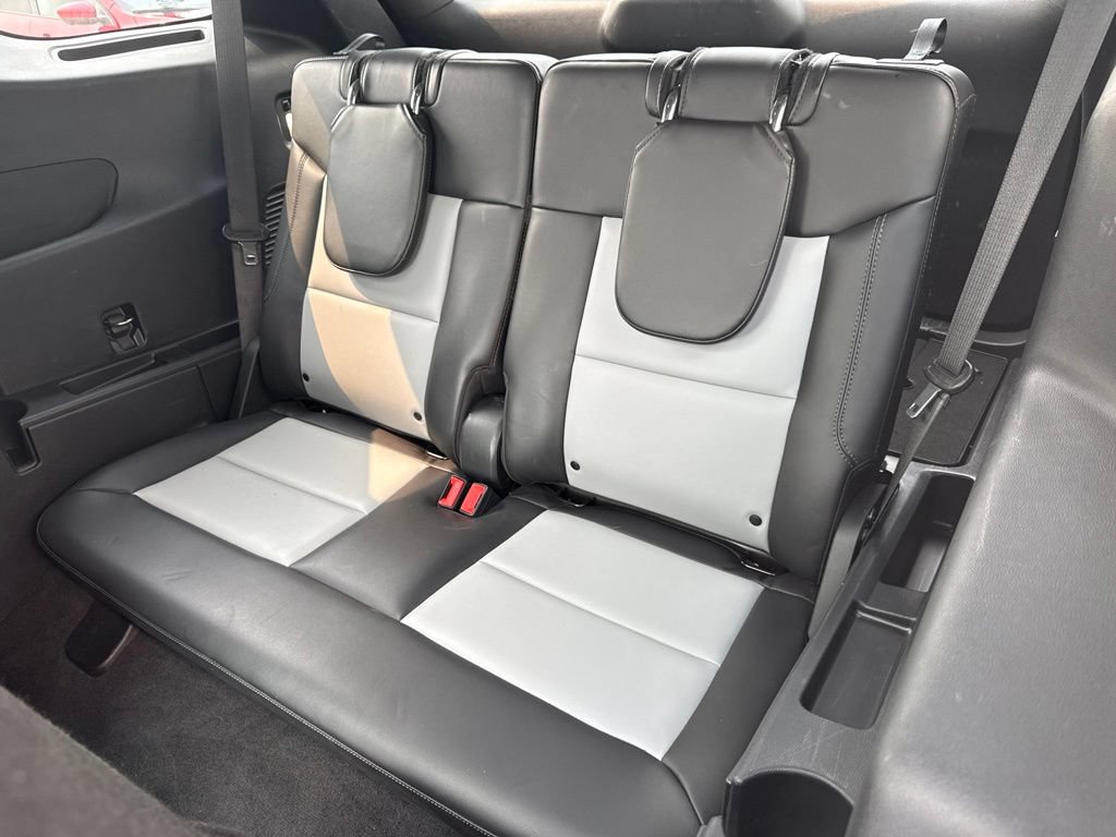 Used 2022 Ford Explorer XLT w/ Equipment Group 202A AWD/4WD image 10