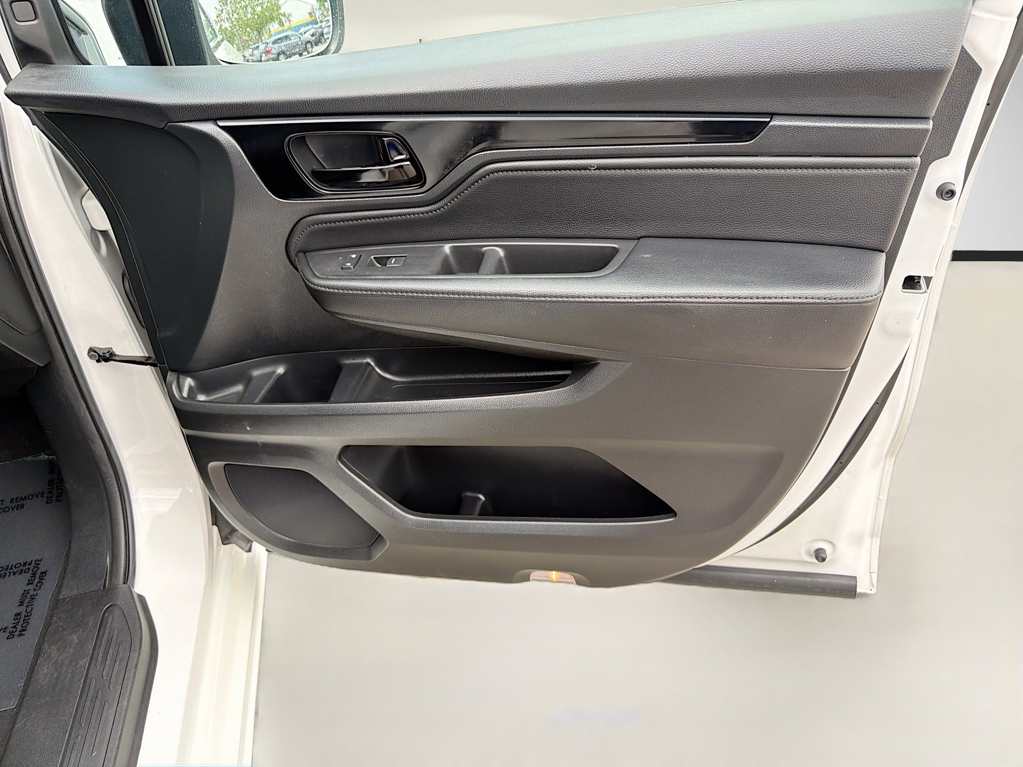 Certified 2024 Honda Odyssey Touring image 32