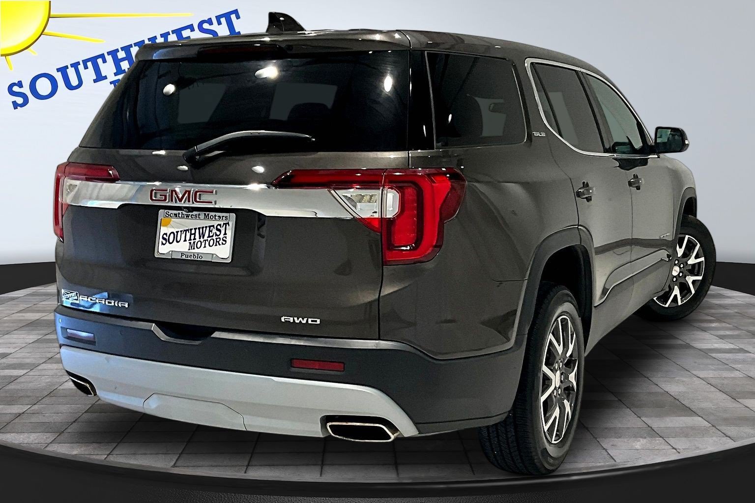 Used 2020 GMC Acadia SLE AWD/4WD image 7
