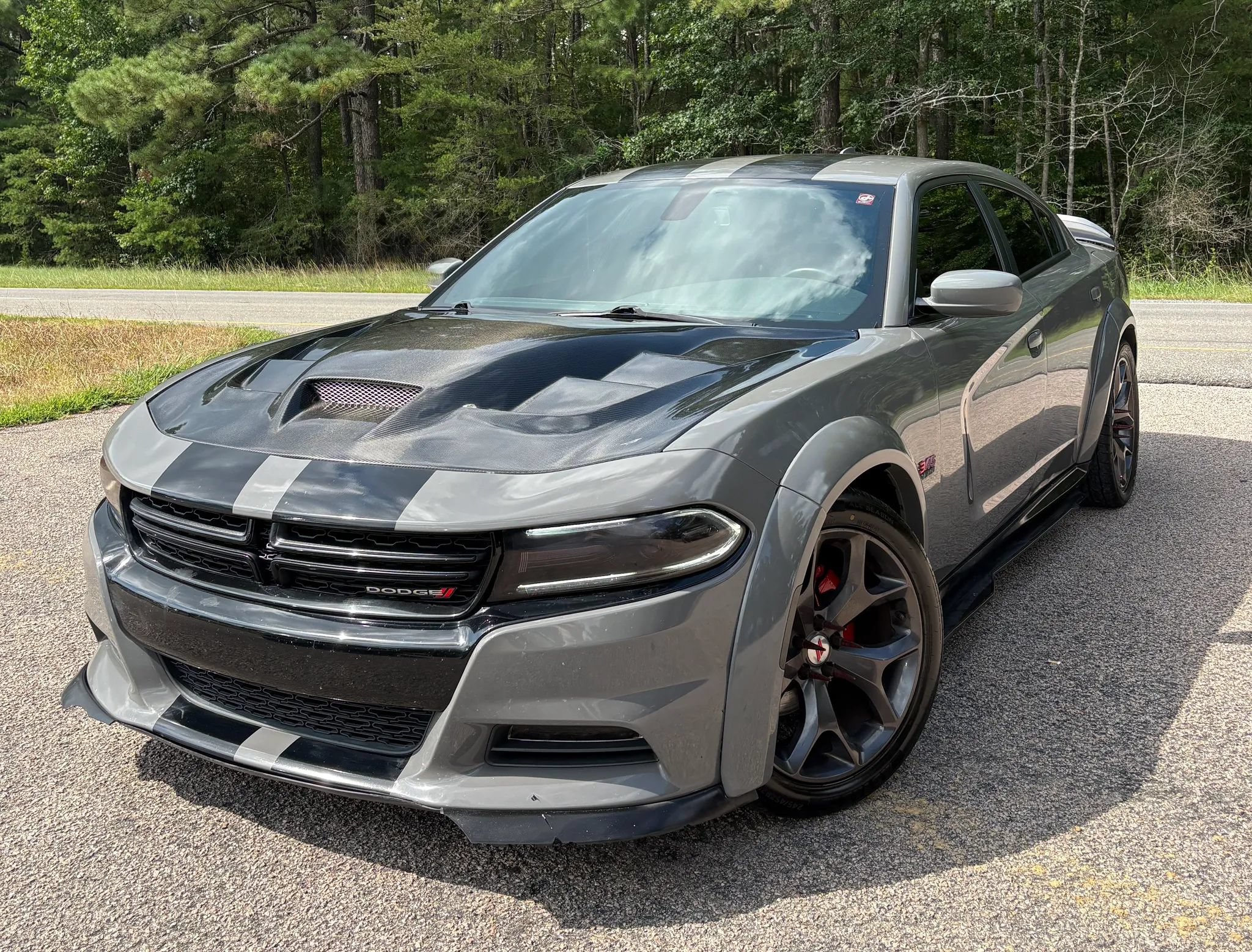 Used 2018 Dodge Charger R/T RWD image 2