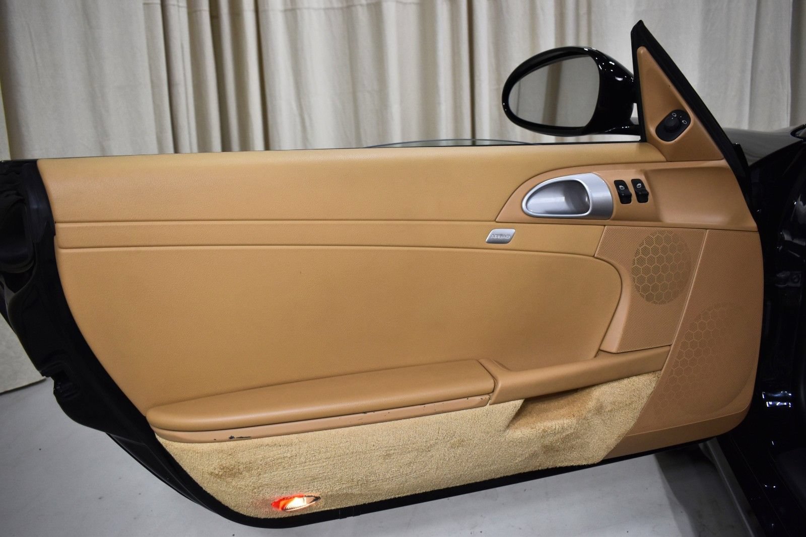 Used 2010 Porsche Boxster RWD image 23