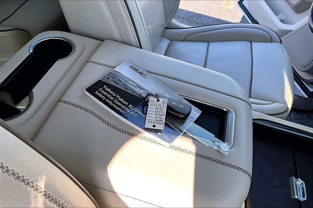 Used 2023 GMC Yukon Denali image 36