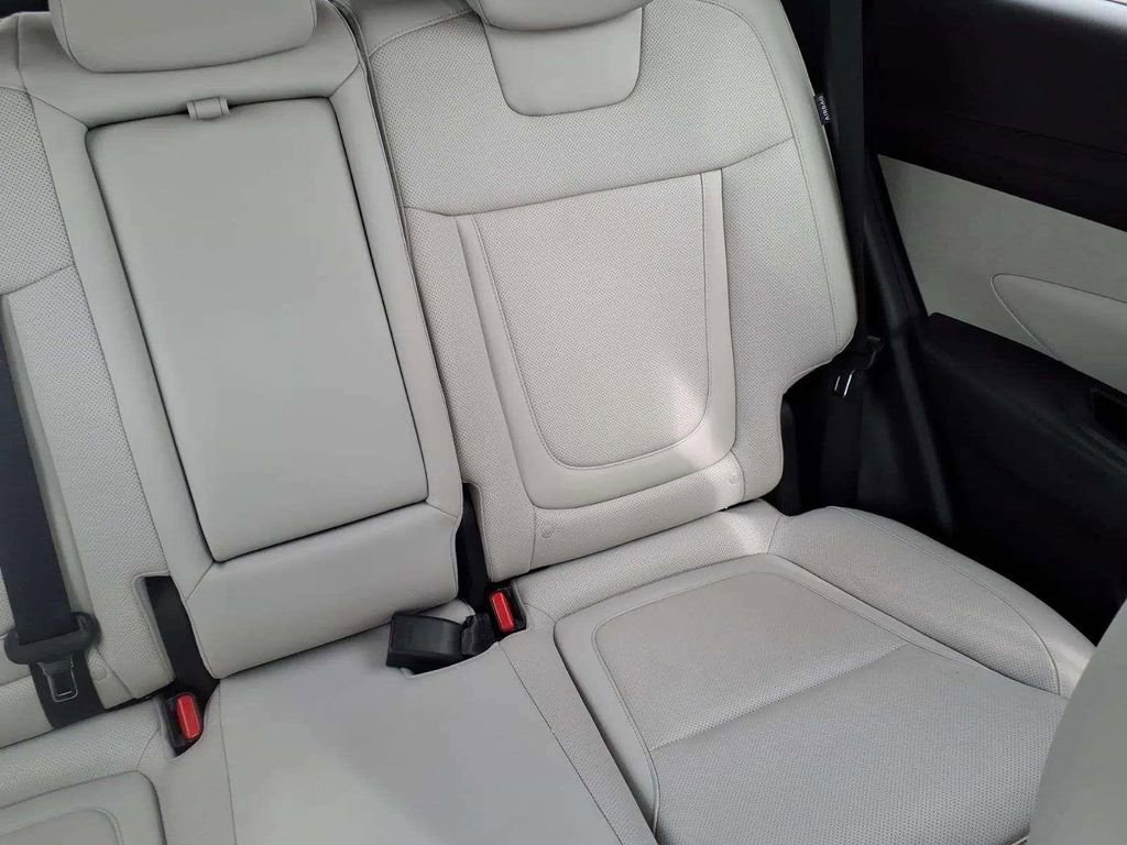 Used 2025 Hyundai Tucson SEL AWD/4WD image 18