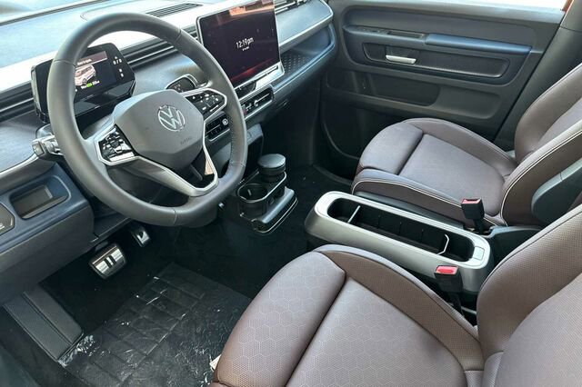 New 2025 Volkswagen ID. Buzz Pro S Plus image 10