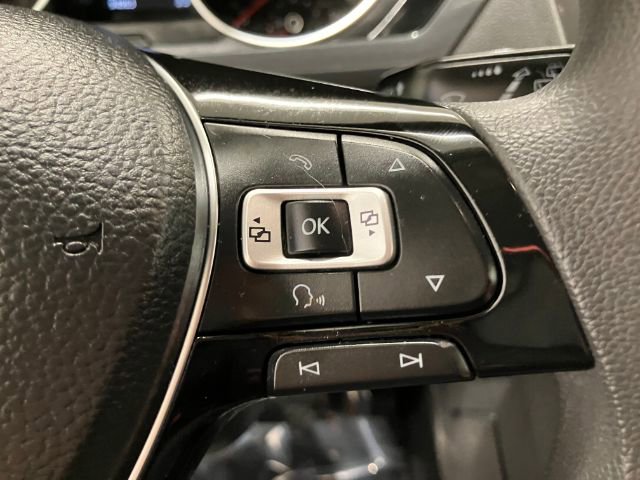 Used 2018 Volkswagen Tiguan S FWD image 25