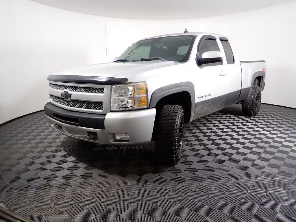 Used 2011 Chevrolet Silverado 1500 LT w/ All-Star Edition image 6