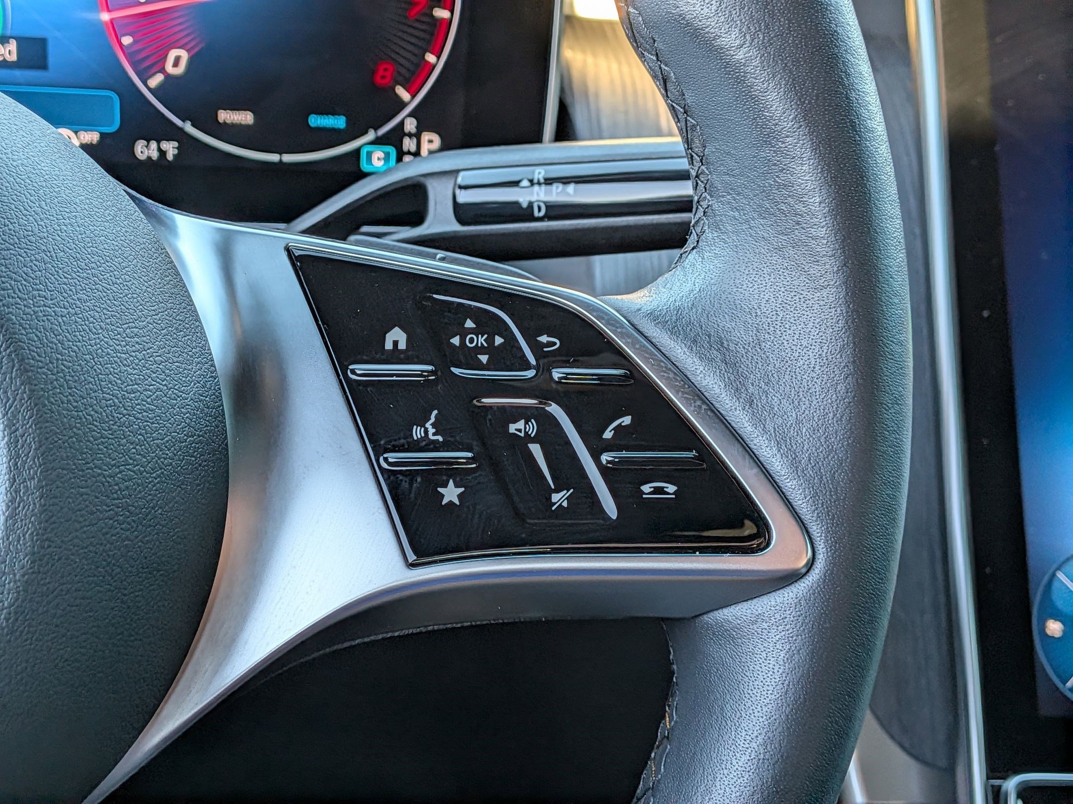 Certified 2025 Mercedes-Benz GLC 300 4MATIC image 20