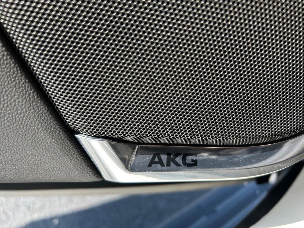 Used 2022 Cadillac Escalade ESV Sport Platinum image 39