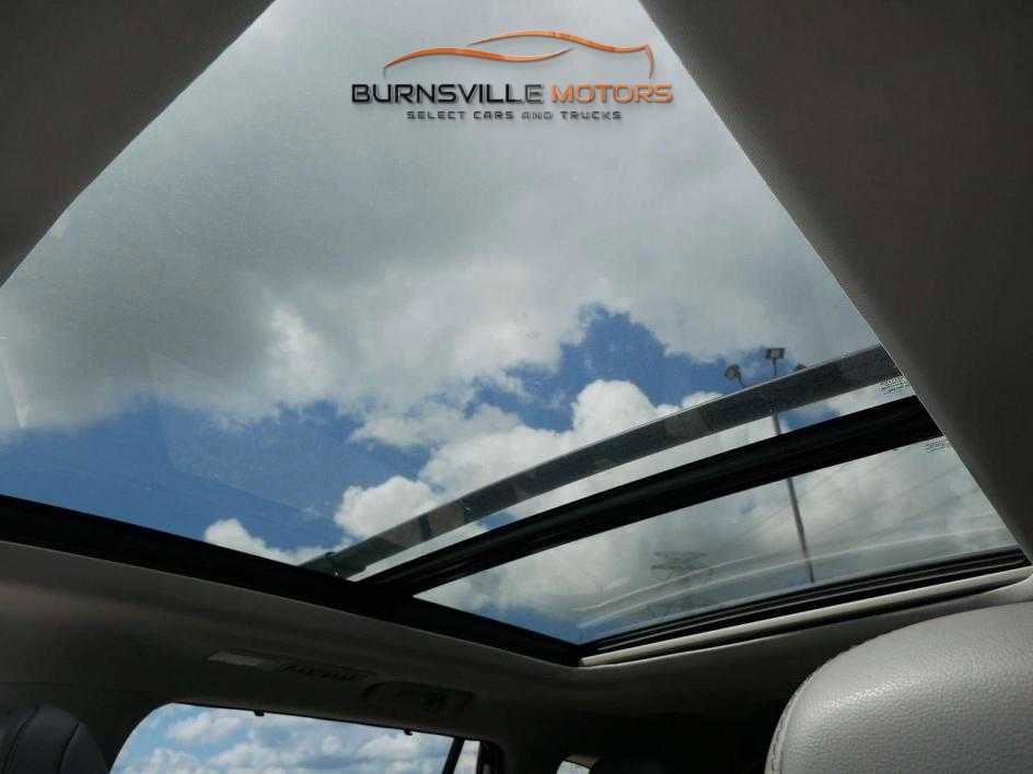 Used 2020 Toyota Highlander Platinum image 29