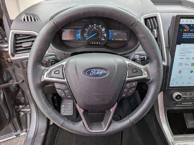 Used 2024 Ford Edge SEL w/ Convenience Package AWD/4WD image 9