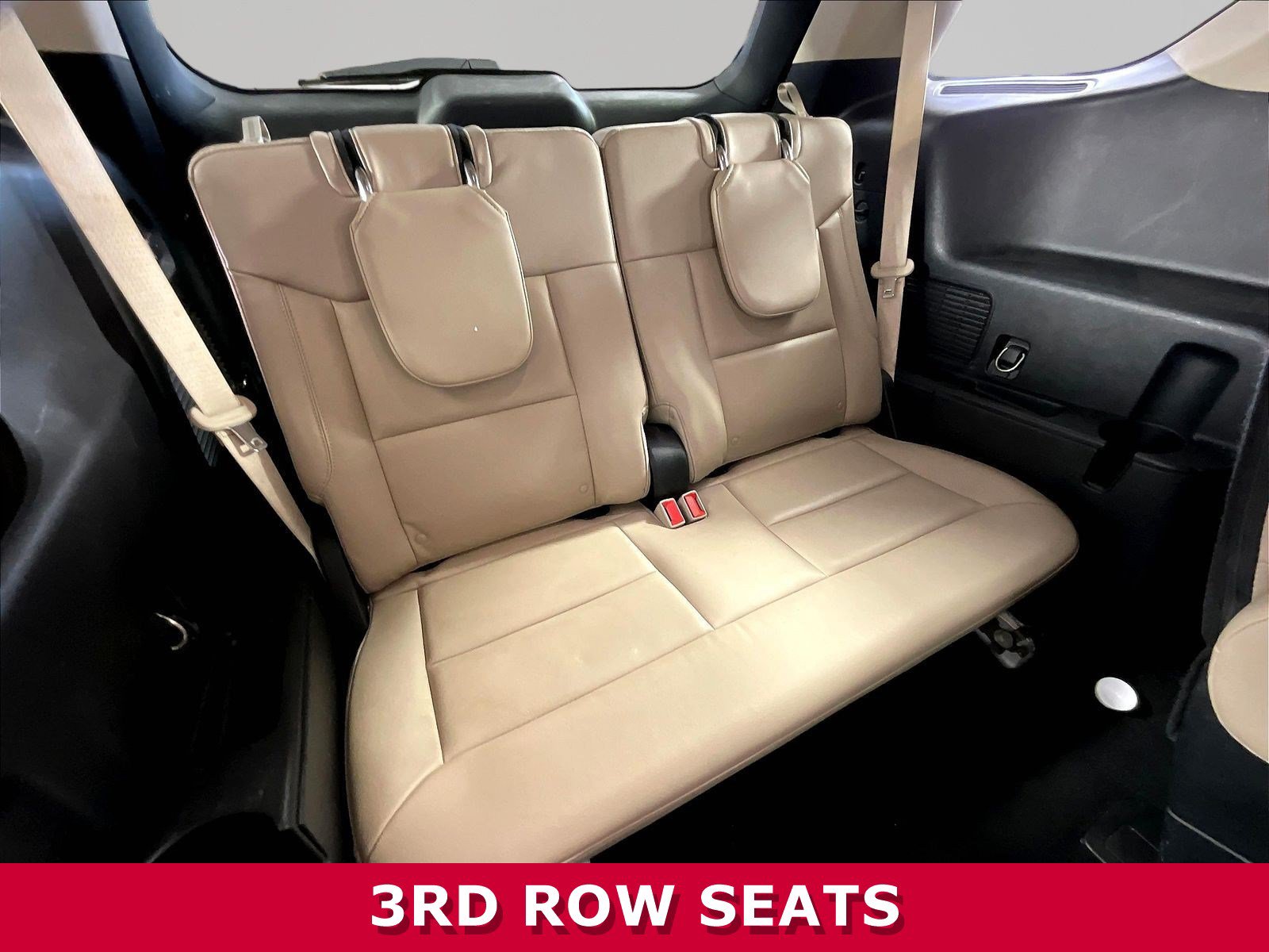 Used 2020 Ford Explorer XLT w/ Equipment Group 202A AWD/4WD image 26