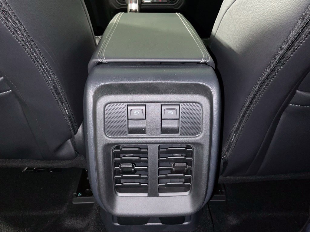 New 2026 Ford Bronco Outer Banks AWD/4WD image 17