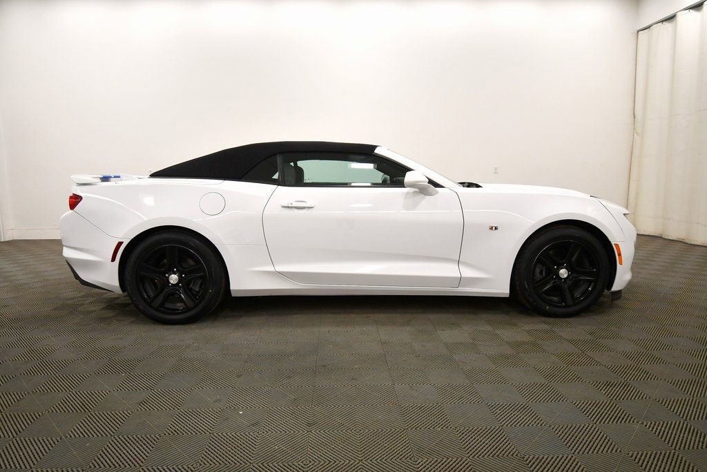 Used 2022 Chevrolet Camaro LT image 9