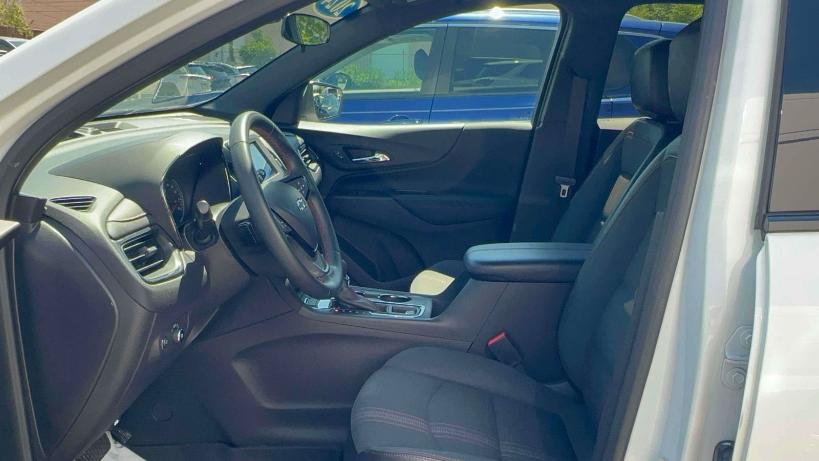 Used 2024 Chevrolet Equinox RS w/ LPO, Floor Liner Package AWD/4WD image 15