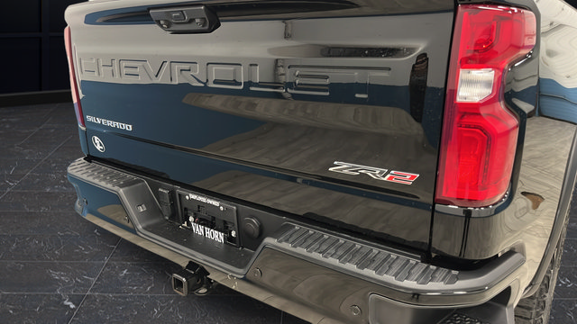 Used 2023 Chevrolet Silverado 1500 ZR2 w/ Technology Package AWD/4WD image 37