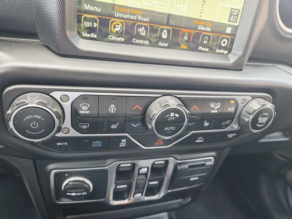 Used 2023 Jeep Wrangler Unlimited Sahara w/ Cold Weather Group AWD/4WD image 35