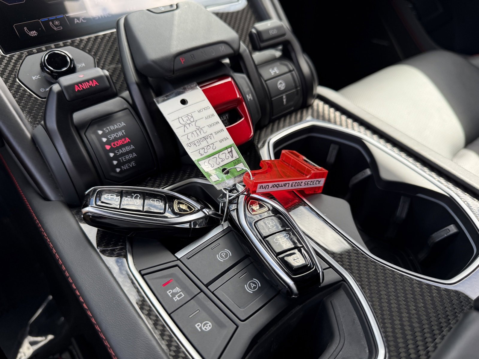 Used 2023 Lamborghini Urus S image 34