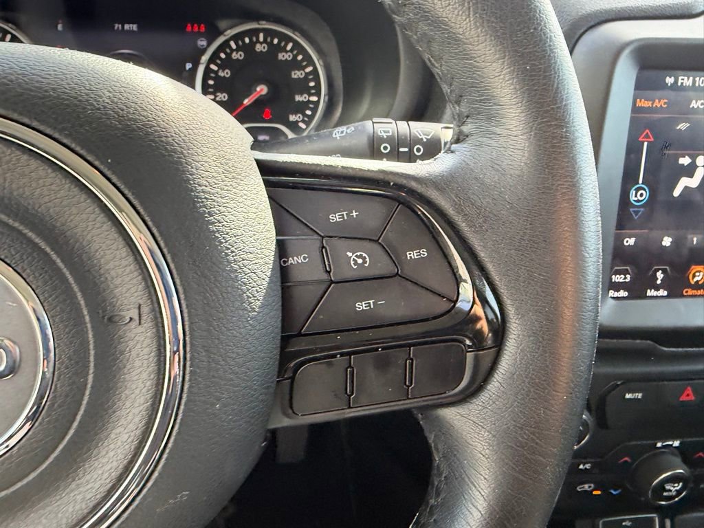 Used 2019 Jeep Renegade Altitude w/ UConnect 8.4 Nav Group image 10