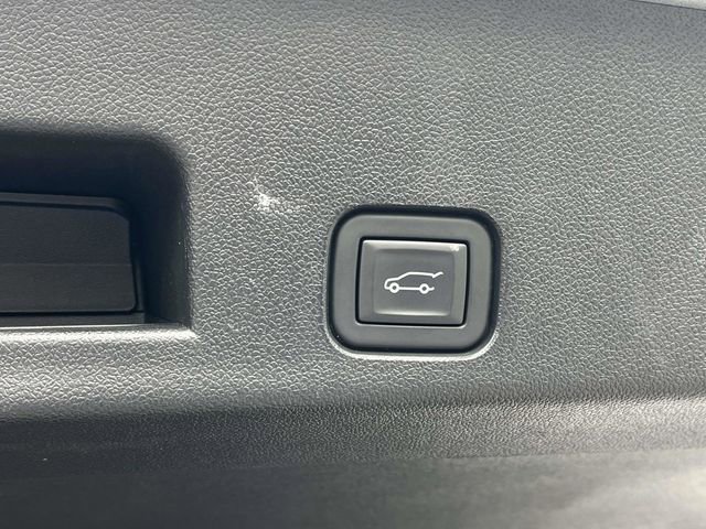 Used 2024 Chevrolet Traverse LT image 22