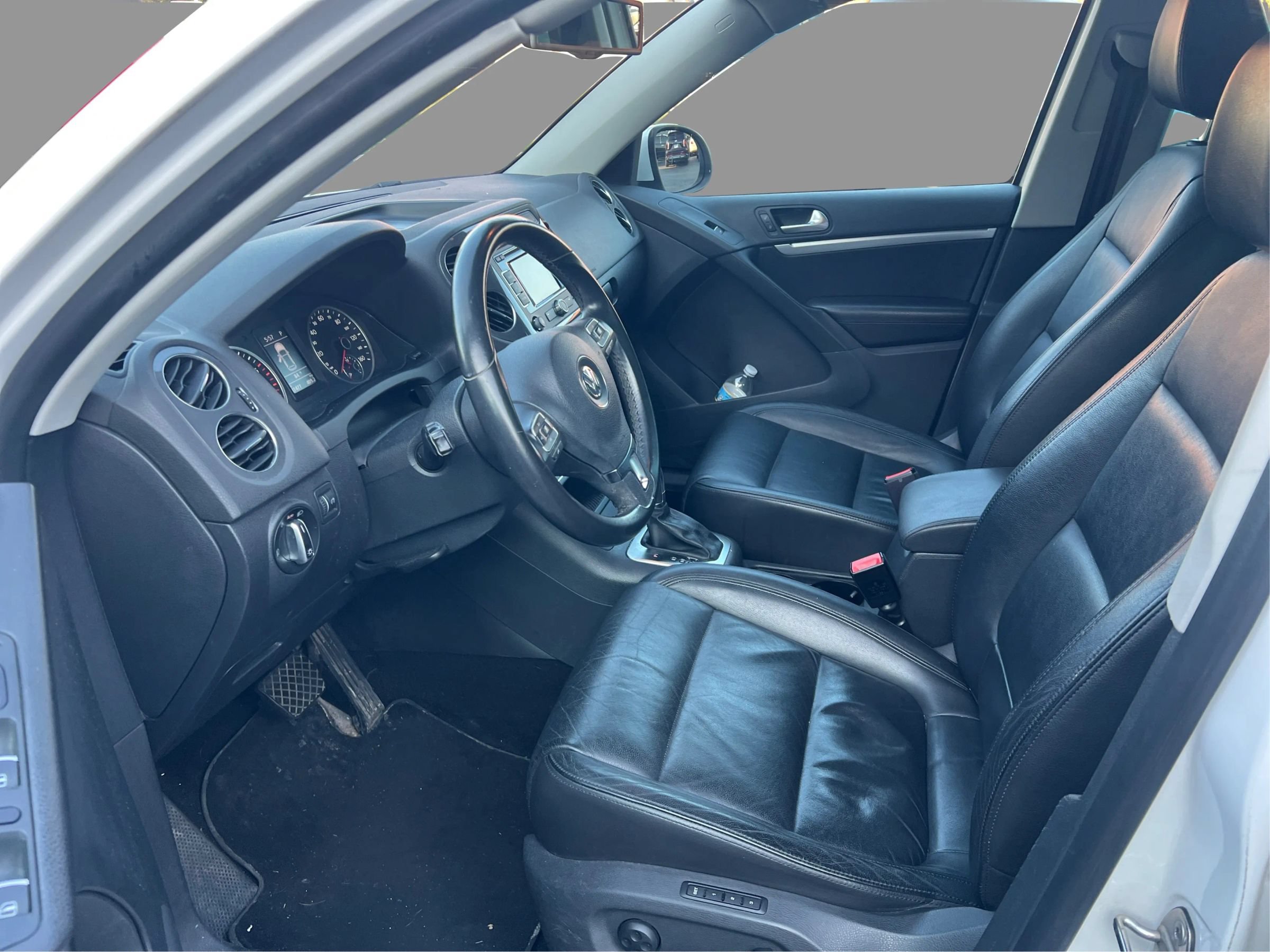 Used 2013 Volkswagen Tiguan SEL FWD image 10