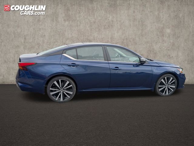 Used 2022 Nissan Altima 2.0 SR FWD image 8