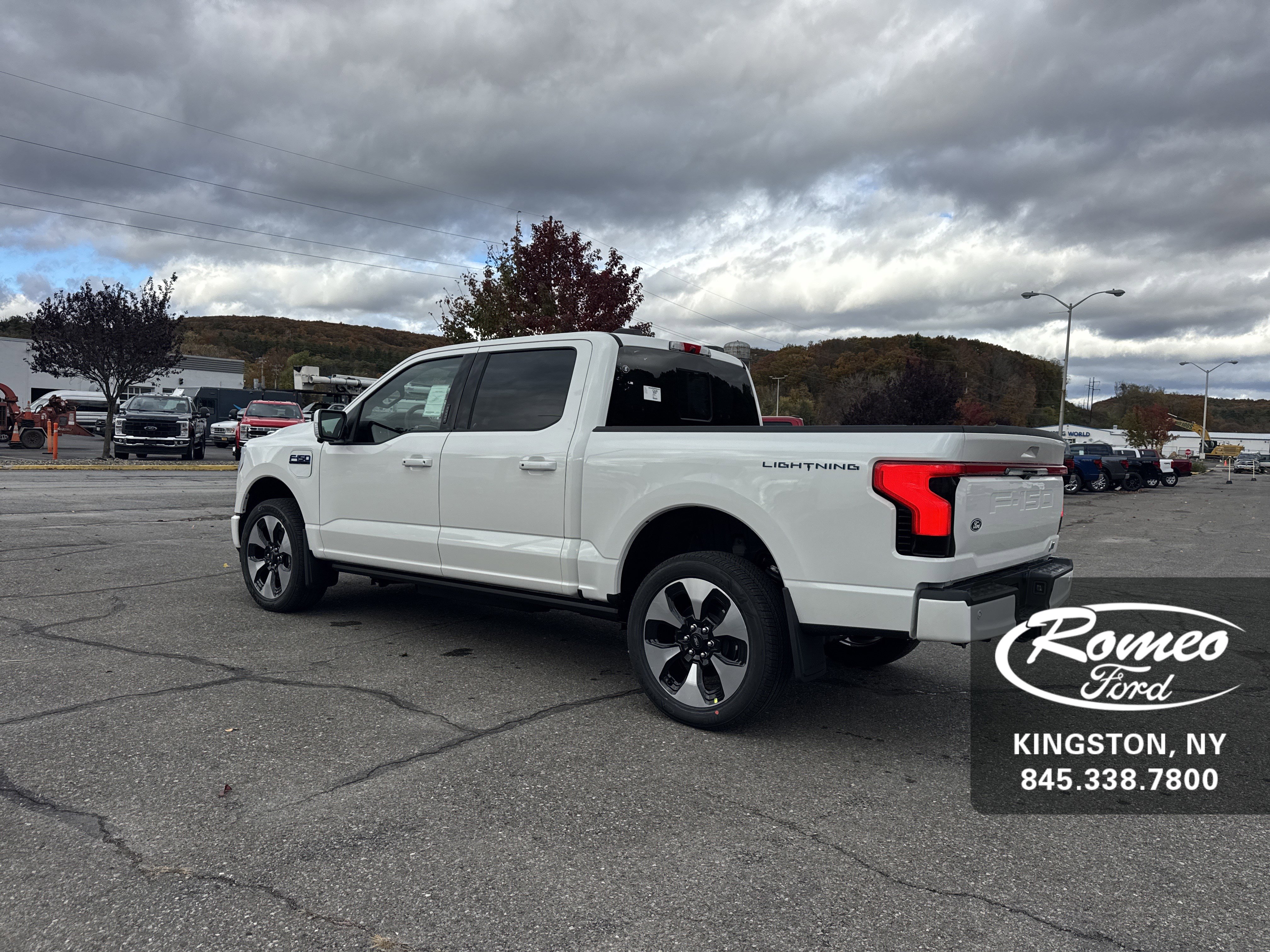 New 2025 Ford F150 Lightning Platinum image 8