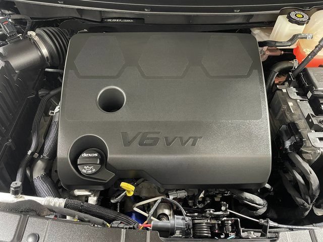 Used 2023 Chevrolet Traverse LT AWD/4WD image 23