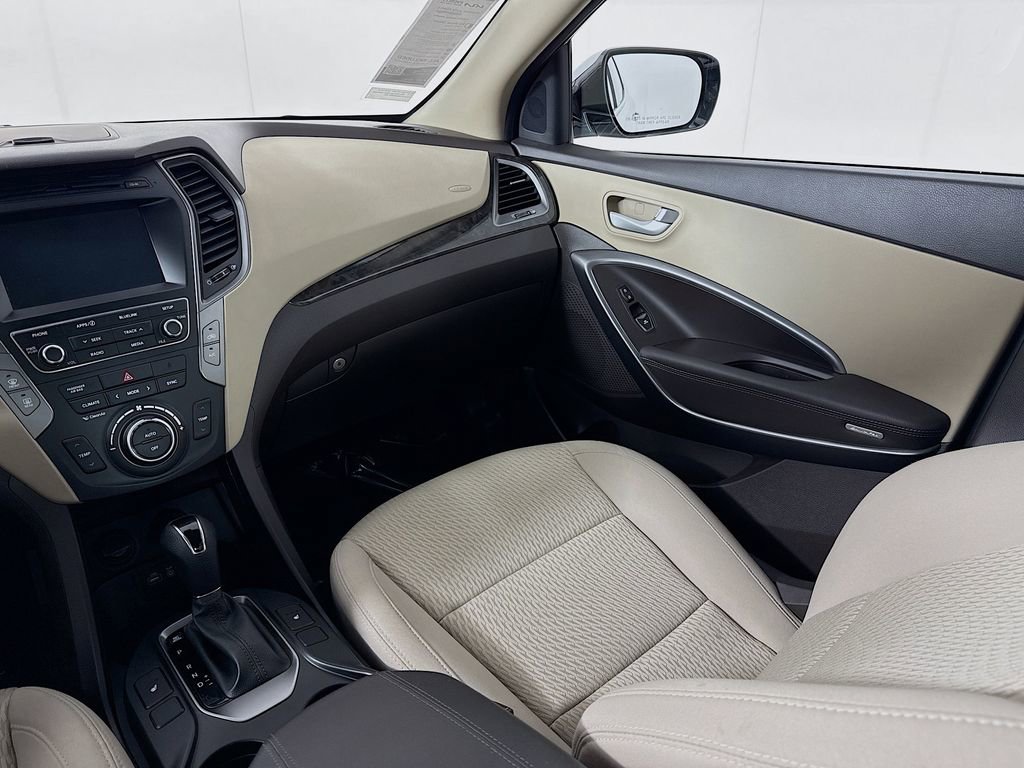 Used 2018 Hyundai Santa Fe Sport w/ 2.4L Value Package 02 AWD/4WD image 28