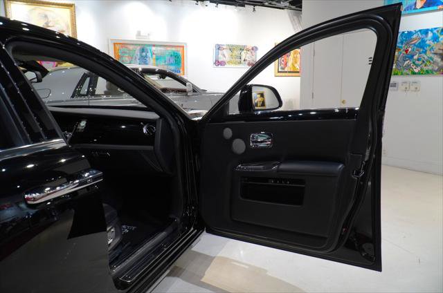 Used 2013 Rolls-Royce Ghost Extended Wheelbase RWD image 22