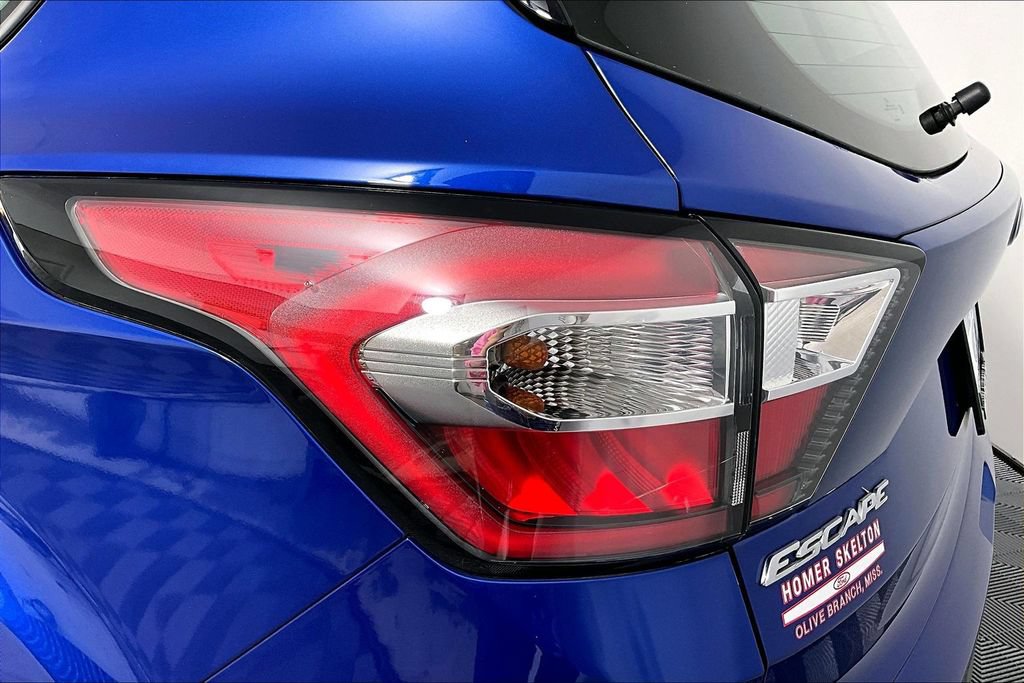 Used 2017 Ford Escape S FWD image 29