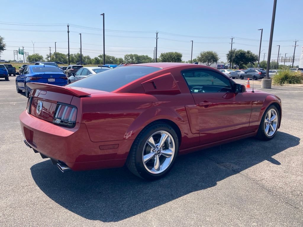 Used 2008 Ford Mustang GT RWD image 5